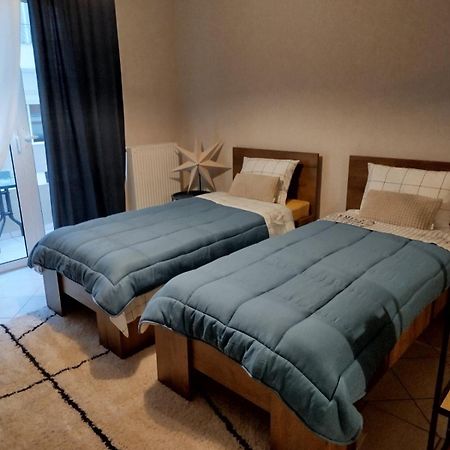 Central Spacious Apartment 70Sqm 特里波利斯 外观 照片