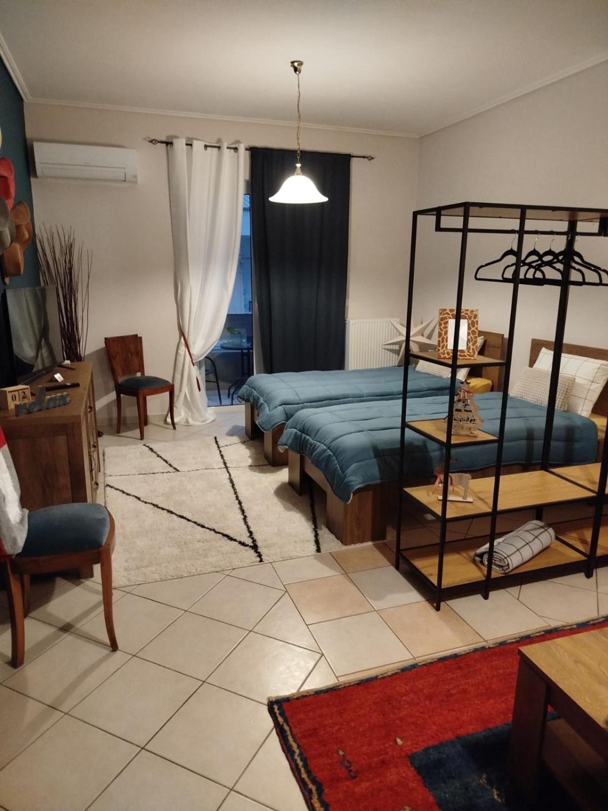 Central Spacious Apartment 70Sqm 特里波利斯 外观 照片